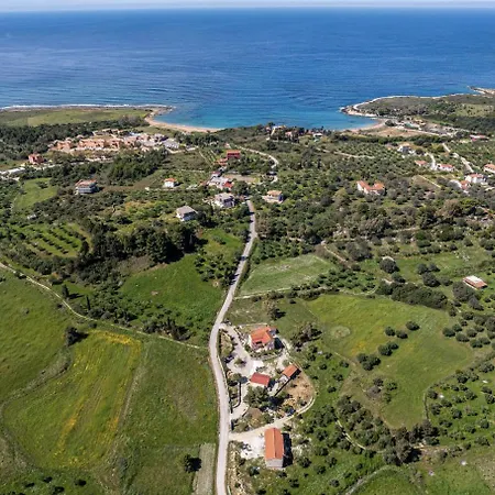 Moudilos 1 Apartment Lixouri