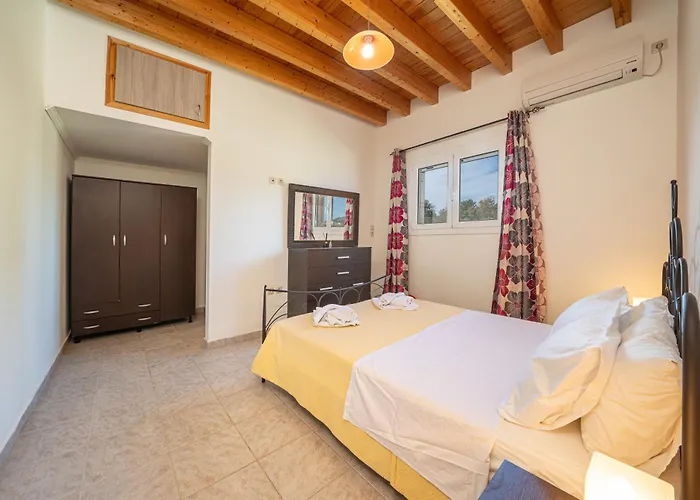 Moudilos 1 Apartment